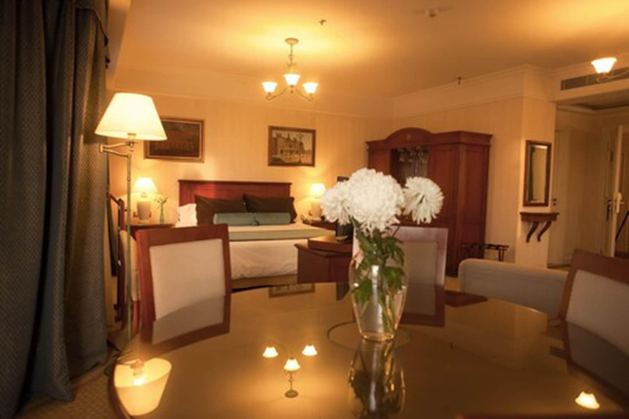 Epic Hotel Villa Mercedes Extérieur photo