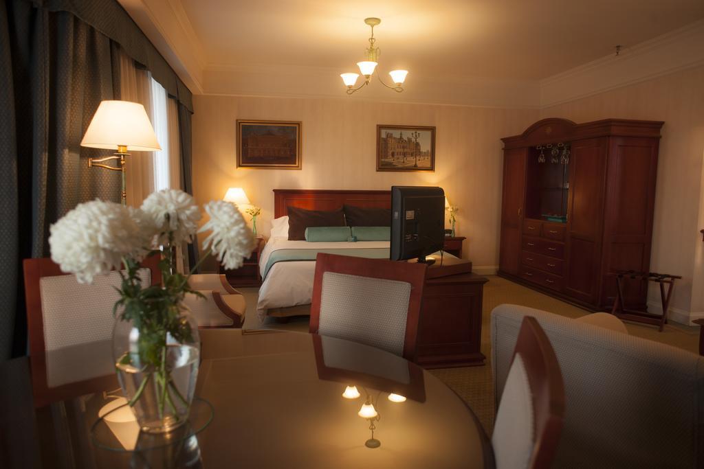 Epic Hotel Villa Mercedes Extérieur photo