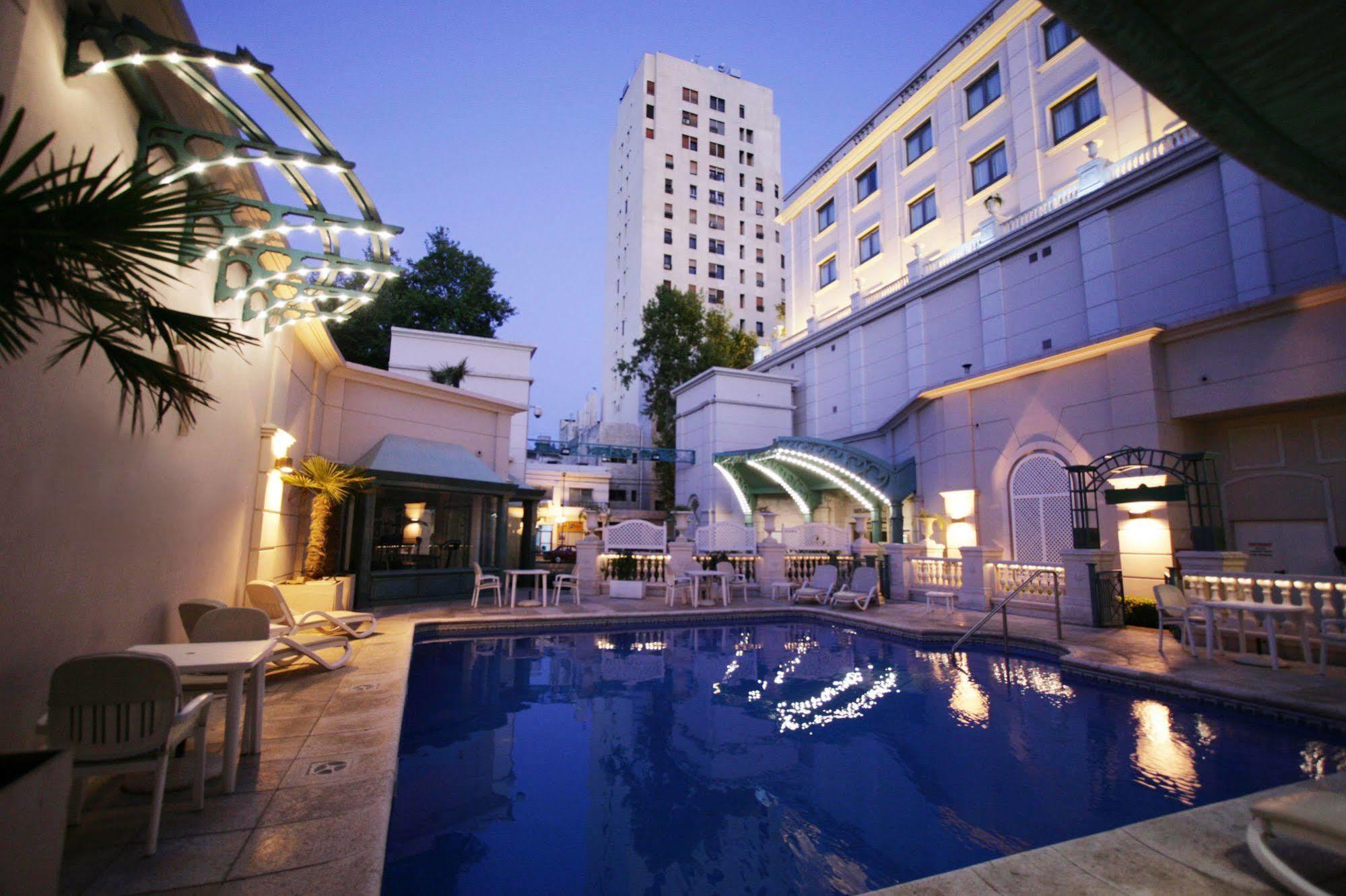 Epic Hotel Villa Mercedes Extérieur photo